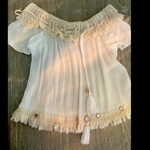 Small, off shoulder blouse, hardly worn